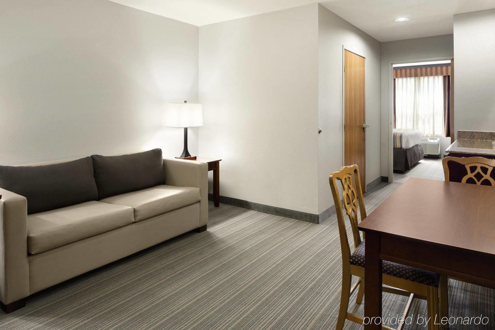 Country Inn & Suites By Radisson, Columbus West, Oh Bagian luar foto